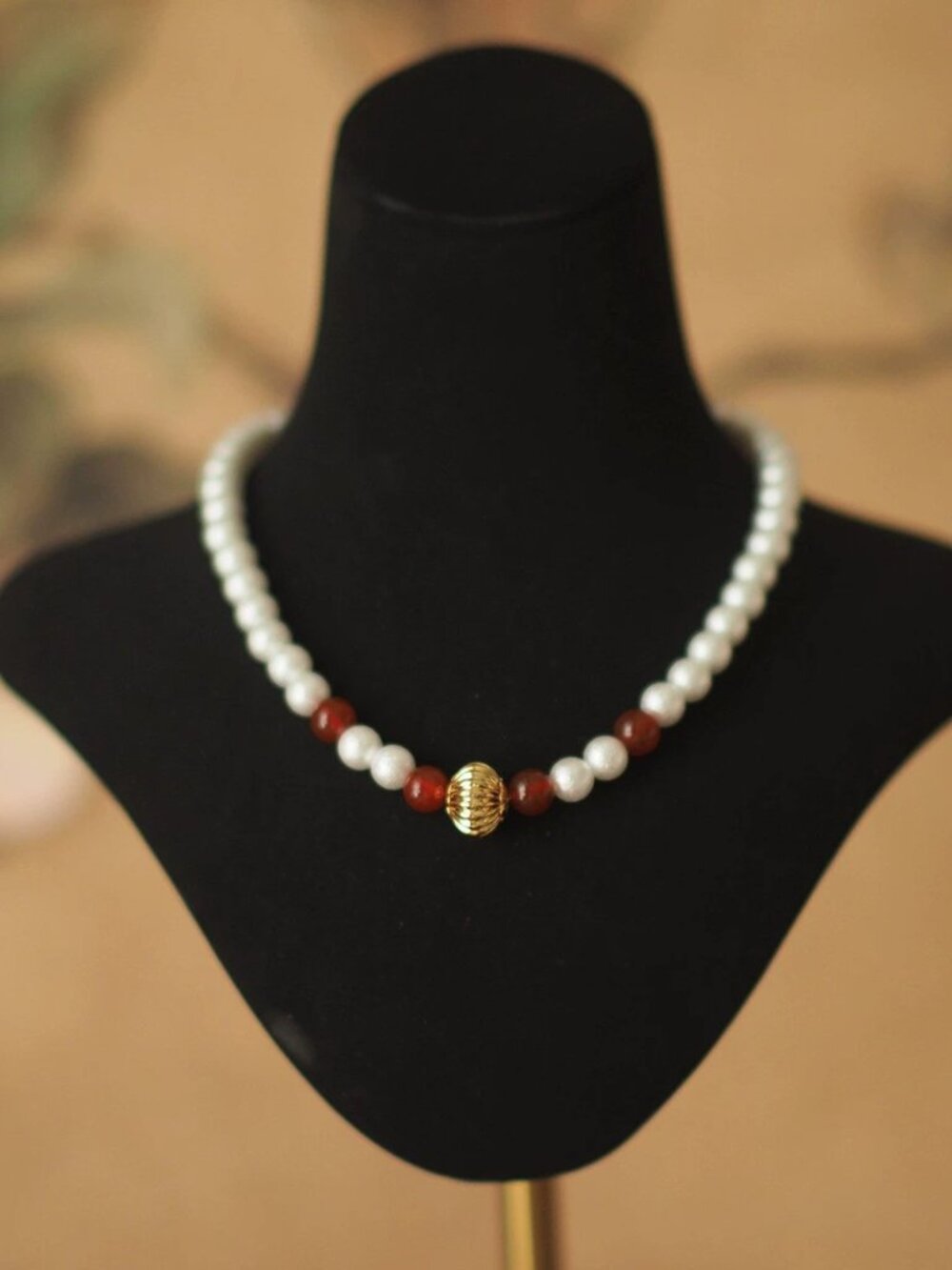 Vintage White Pearl Red Carnelian Beaded Choker Necklace with Gold Accent